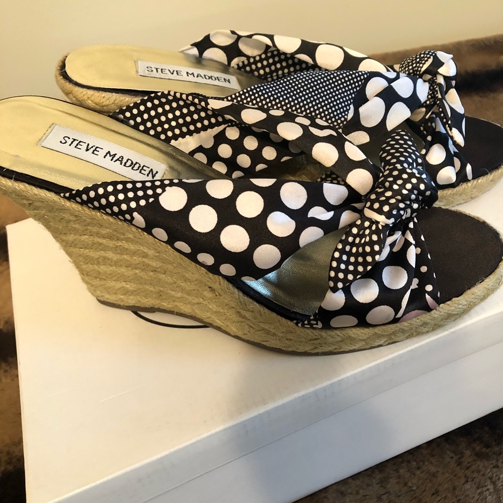 Steve Madden wedges (New)